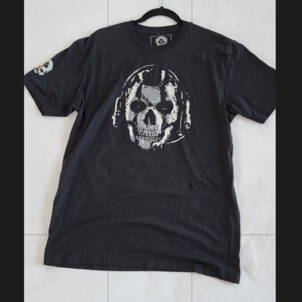 Zero Foxtrot skull with gaming headphones. Large Black NWOT